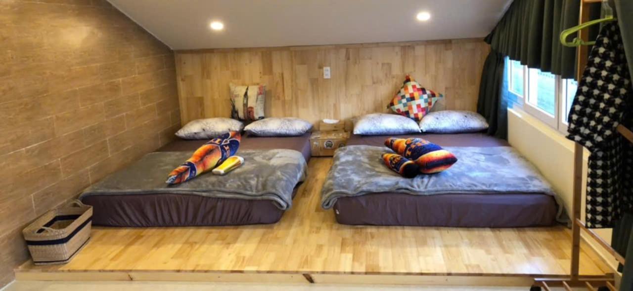 La Nha Homestay Da Lat Esterno foto