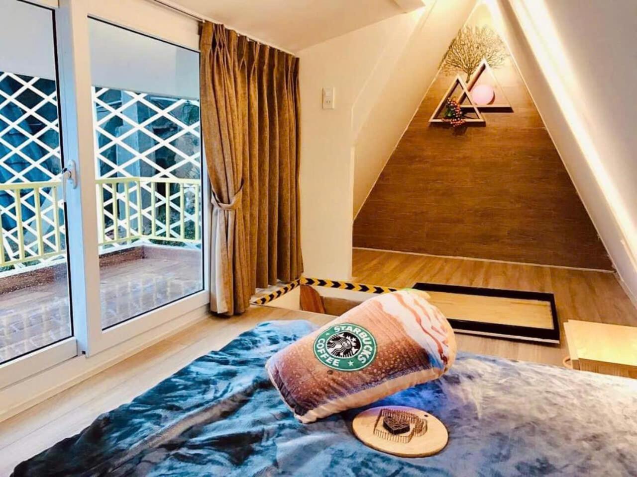 La Nha Homestay Da Lat Esterno foto