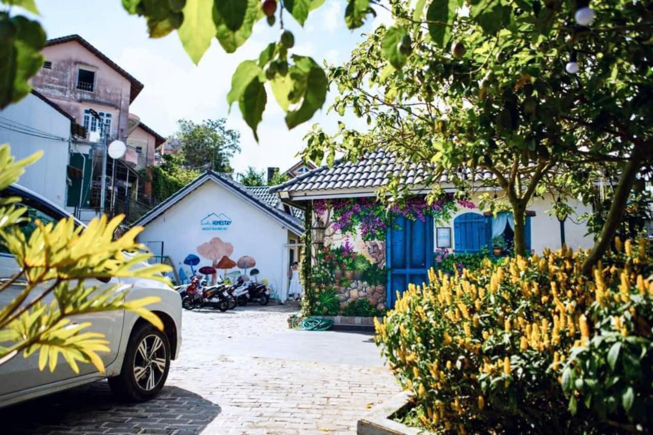 La Nha Homestay Da Lat Esterno foto